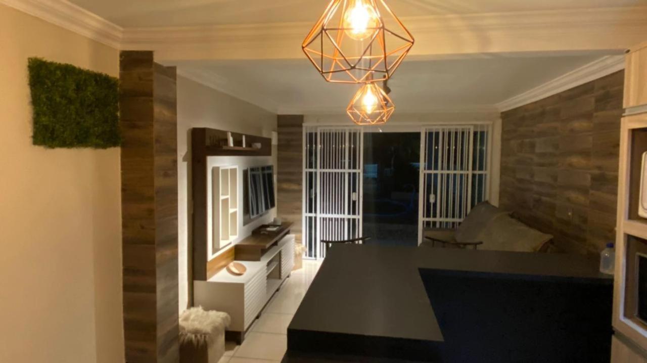 Casa De Praia Top! Beto Carrero, 500M Do Parque, Com Piscina E Sinuca, 1 Suite E 2 Quartos, 3Bwc, A 300M Da Praia, Churrasqueira E Estacionamento Privado 佩尼亚 外观 照片