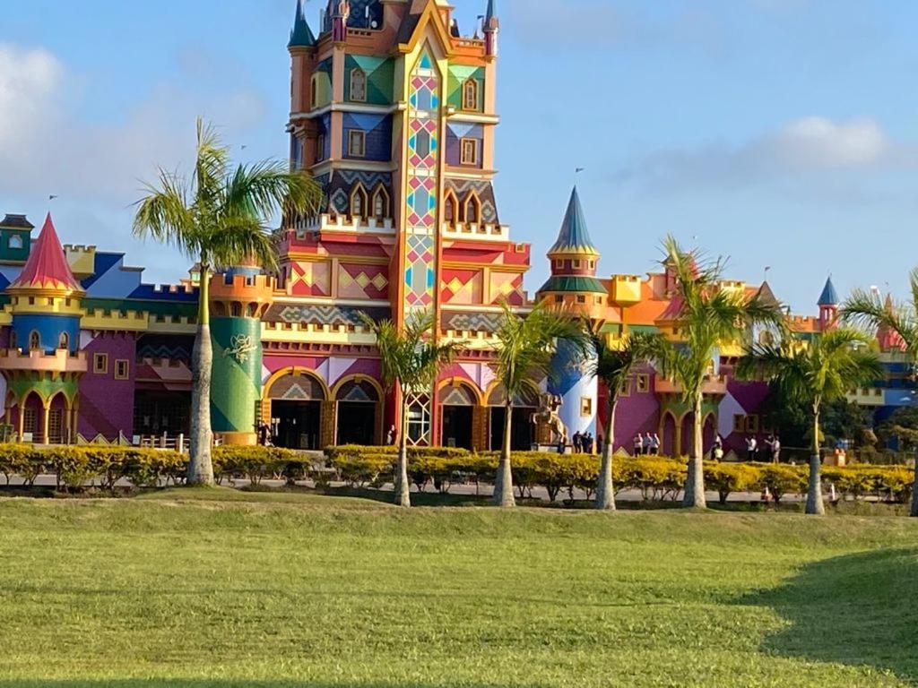Casa De Praia Top! Beto Carrero, 500M Do Parque, Com Piscina E Sinuca, 1 Suite E 2 Quartos, 3Bwc, A 300M Da Praia, Churrasqueira E Estacionamento Privado 佩尼亚 外观 照片